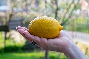 Лимонный массаж – отличная защита от простуды и гриппа!