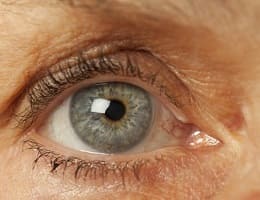 Помутнение хрусталика глаза – начальная стадия катаракты. Лечение