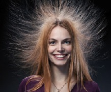 Что делать, если волосы электризуются? Почему это происходит?